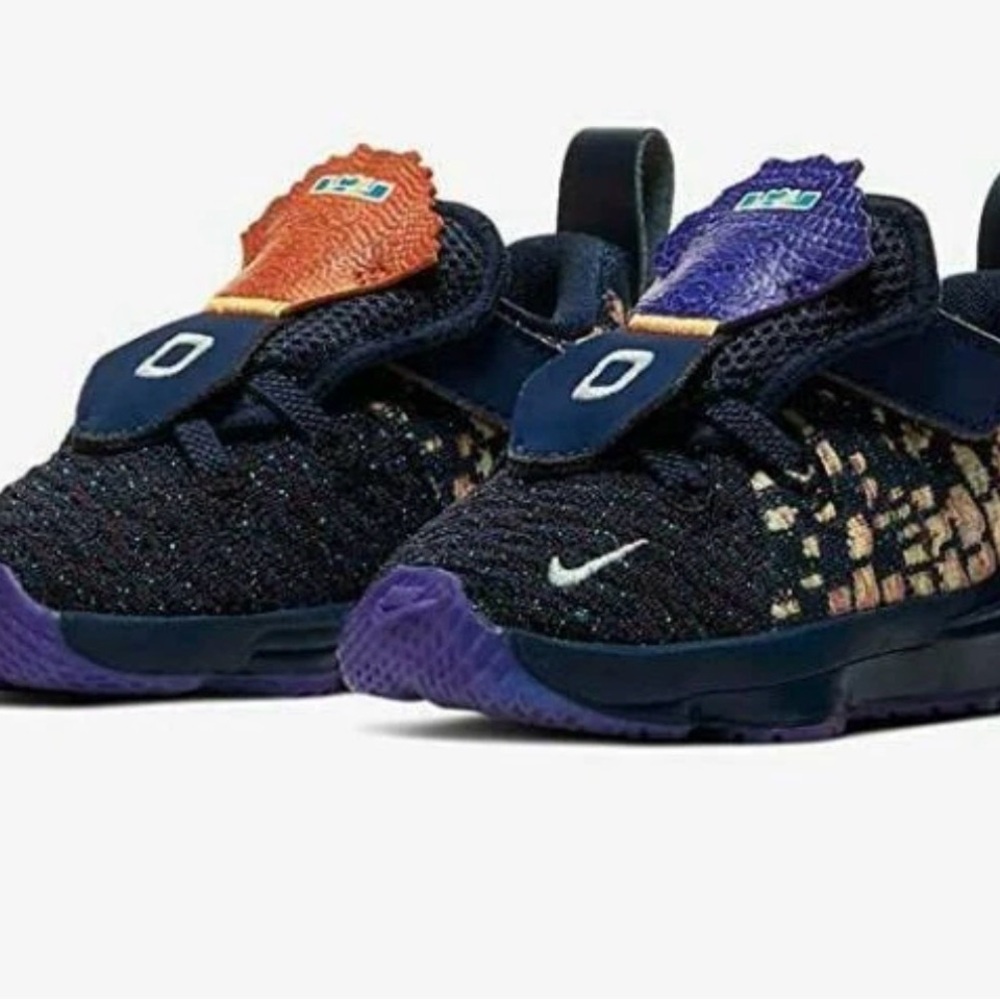 Nike LeBron XVII AS Monstars Sneakers